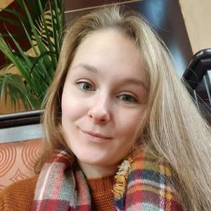 Meet your Posher, Julia